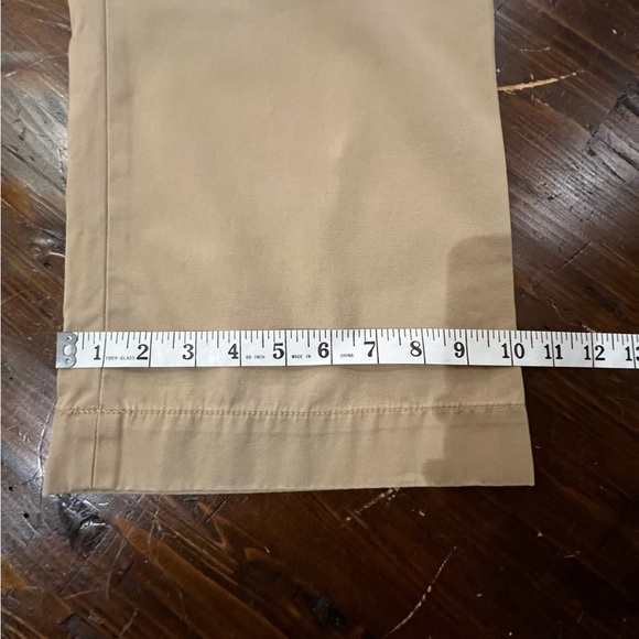 NWT Gap Classic Fit Capri Pants Womens 12R Khaki 24” Inseam - Picture 7 of 10